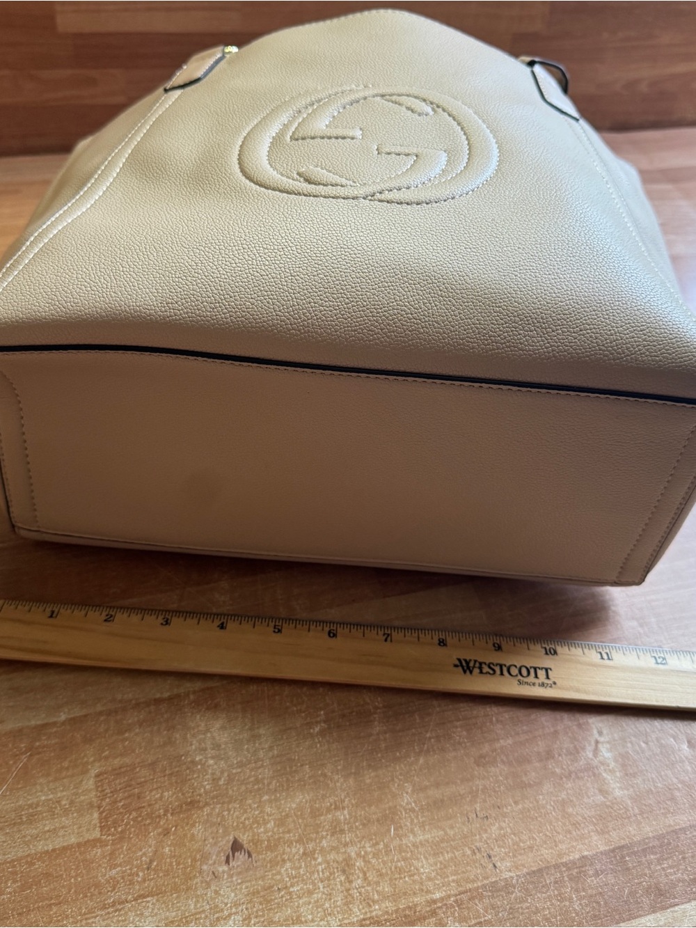 Cream color purse with strap - Picture 2 of 13